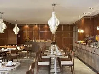 Hotell Jardins Eiffel